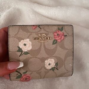 Coach Signature Canvas Floral Print Snap Wallet
